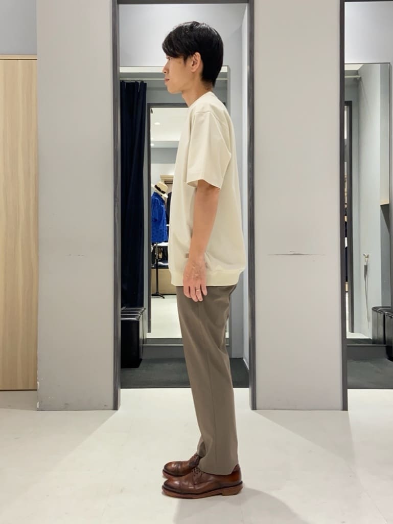わいずみさんの「TAKEO KIKUCHI｜【抗菌防臭／5サイズ展開】ハイゲージポンチ Tシャツ」を使ったコーディネート
