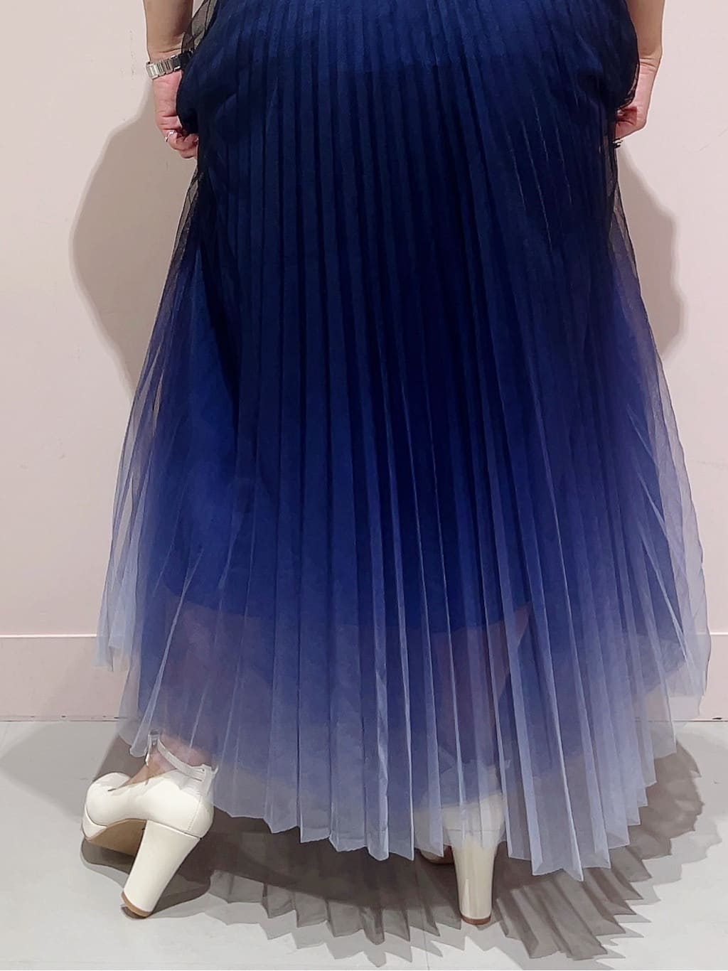 りえさんの「ESPERANZA｜3WAYチャンキーヒールパンプス」を使ったコーディネート