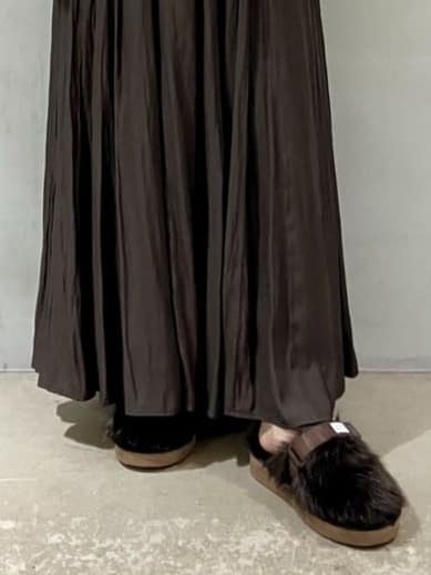 tomoさんの「UNTITLED｜【SUICOKE】ZAVO フェイクファーサンダル」を使ったコーディネート