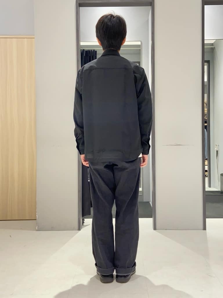 わいずみさんの「TAKEO KIKUCHI｜【撥水】ライトウェイト ボディバッグ」を使ったコーディネート