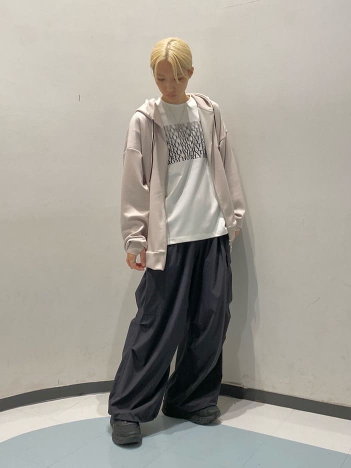 mikite.さんの「tk.TAKEO KIKUCHI｜ツインバー プレート ネックレス」を使ったコーディネート