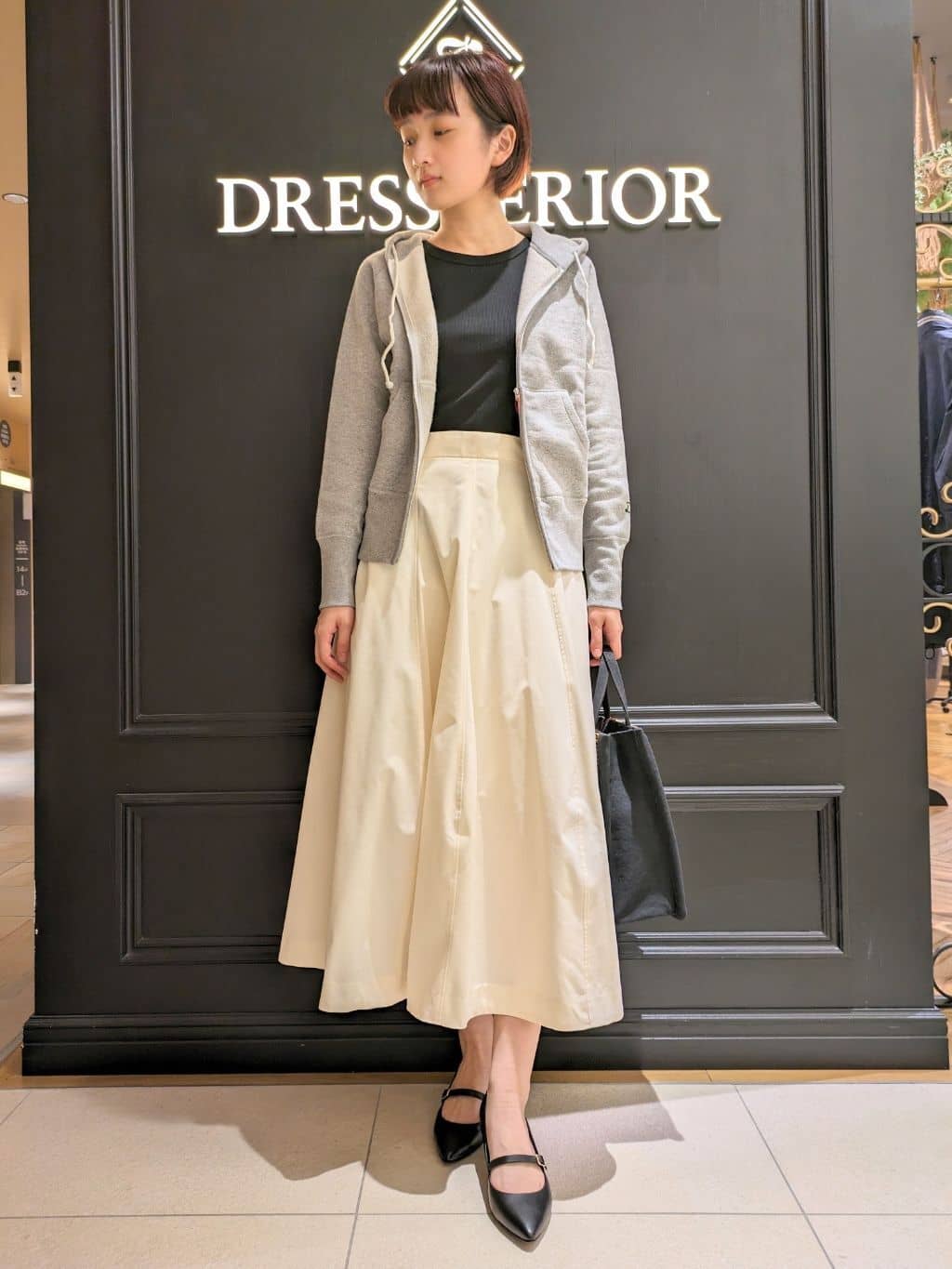 saoriさんの「DRESSTERIOR｜デキシー吊裏毛ジップアップパーカ」を使ったコーディネート