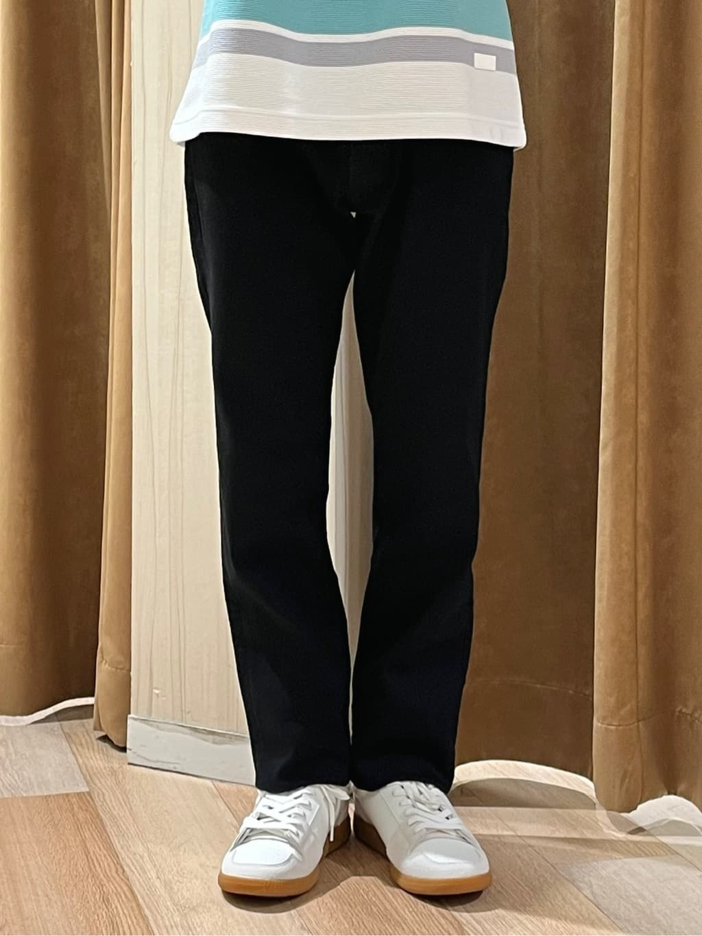 URAさんの「TAKEO KIKUCHI｜【Sサイズ～】ストレッチ デニム パンツ」を使ったコーディネート