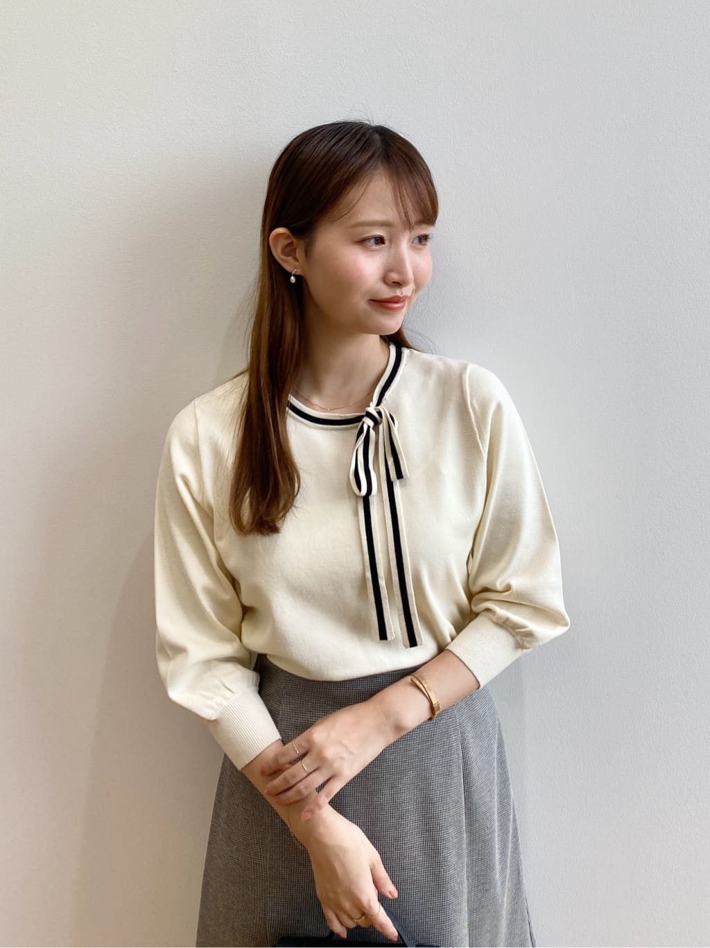 みさかさんの「index｜《5色展開／S-LLサイズ》ストレッチマーメイドスカート／セットアップ対応【洗濯機洗い可／イージーケ」を使ったコーディネート