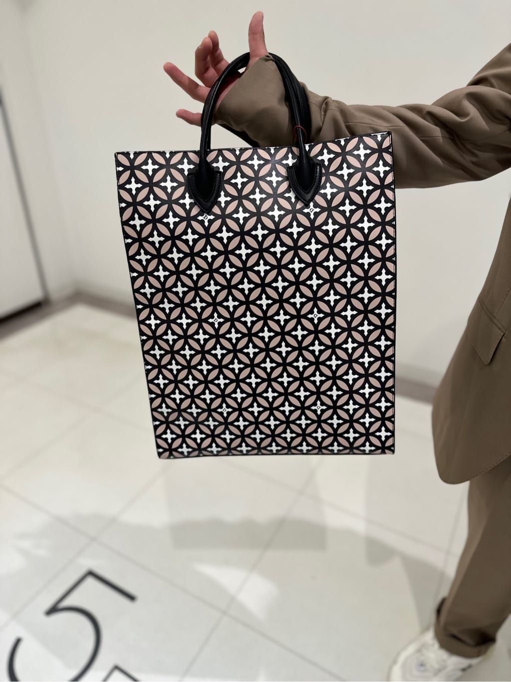 MATSUBARAさんの「DRESSTERIOR｜」を使ったコーディネート