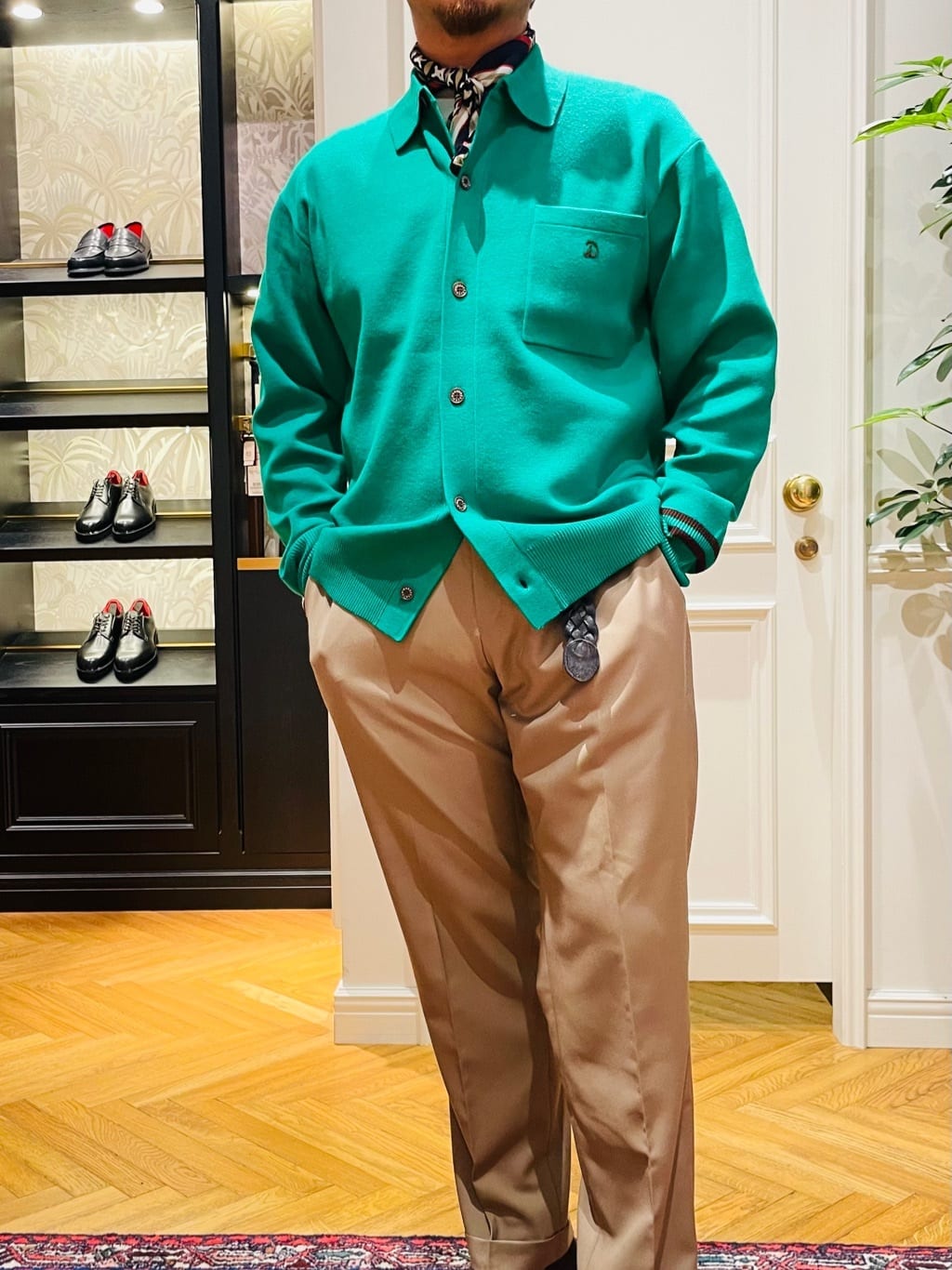 鶴田大士さんの「DRESSTERIOR｜【撥水加工/Safari5月号掲載】ローファー」を使ったコーディネート