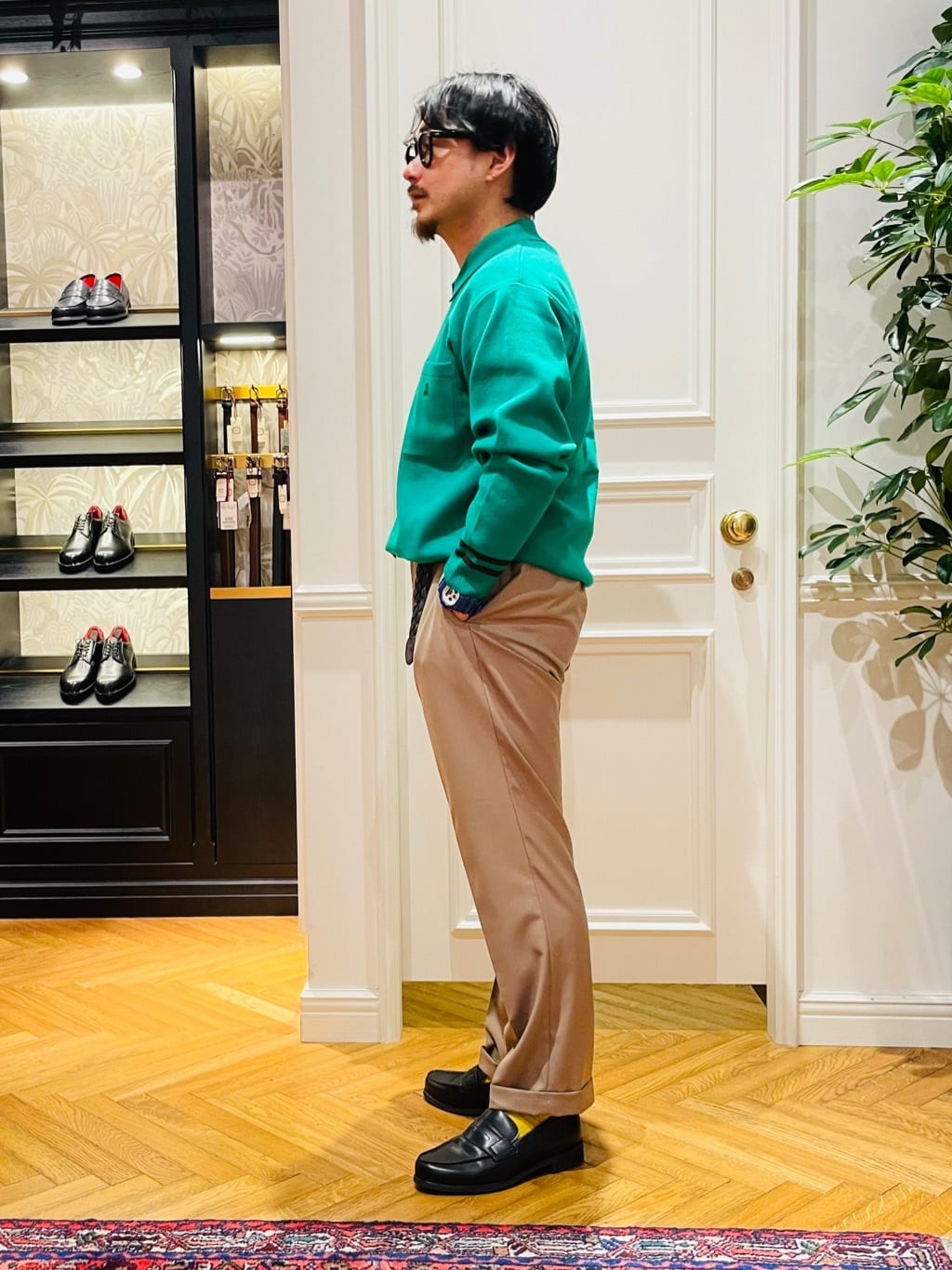 鶴田大士さんの「DRESSTERIOR｜【撥水加工/Safari5月号掲載】ローファー」を使ったコーディネート