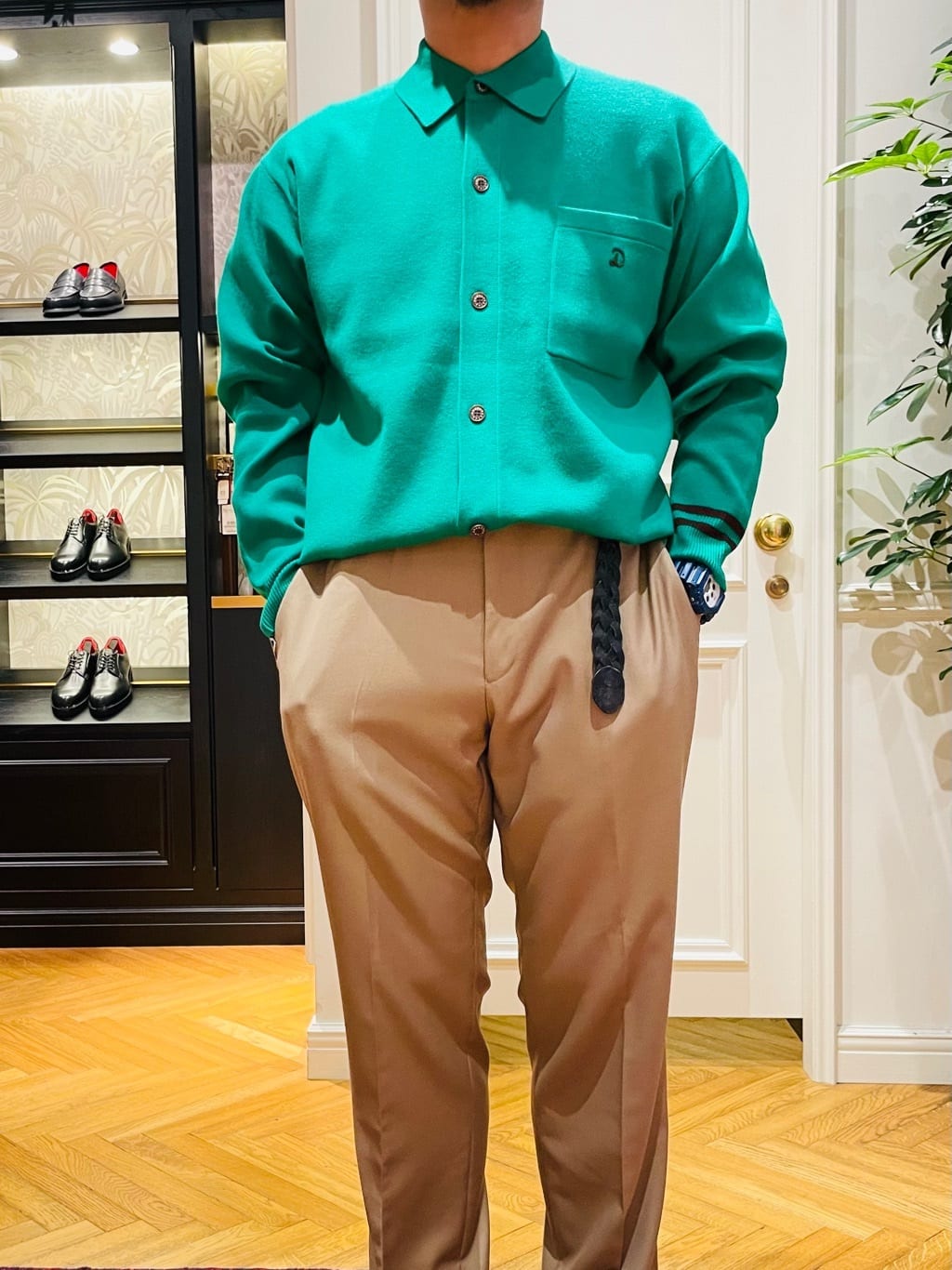 鶴田大士さんの「DRESSTERIOR｜【撥水加工/Safari5月号掲載】ローファー」を使ったコーディネート