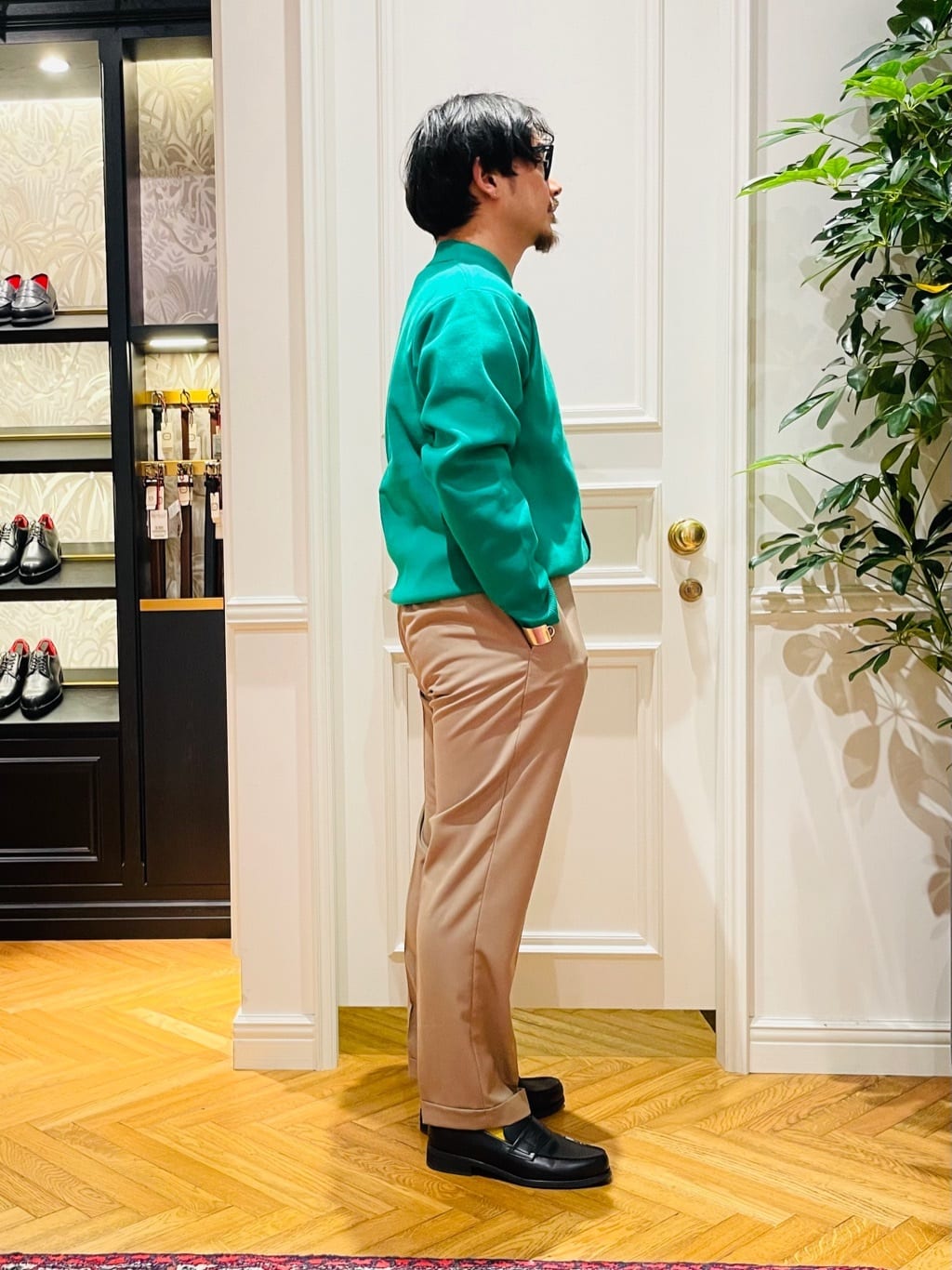 鶴田大士さんの「DRESSTERIOR｜【撥水加工/Safari5月号掲載】ローファー」を使ったコーディネート