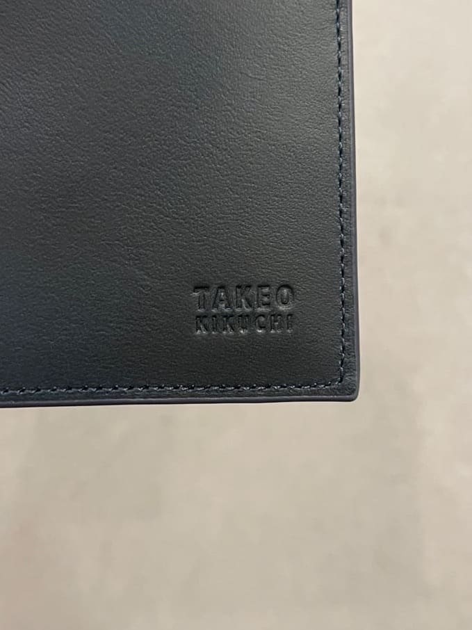 松村泰輔さんの「TAKEO KIKUCHI｜アンティーク調レザー 名刺入れ」を使ったコーディネート