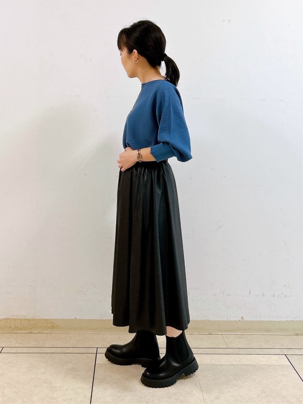 hattoriさんの「INDIVI｜【セレモニーにおすすめ！】パール調トップネックレス」を使ったコーディネート
