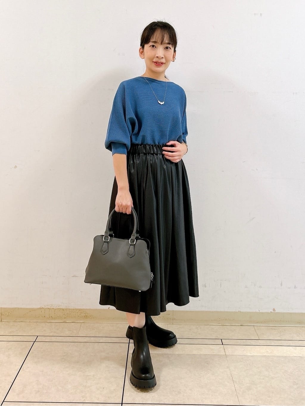 hattoriさんの「INDIVI｜【セレモニーにおすすめ！】パール調トップネックレス」を使ったコーディネート