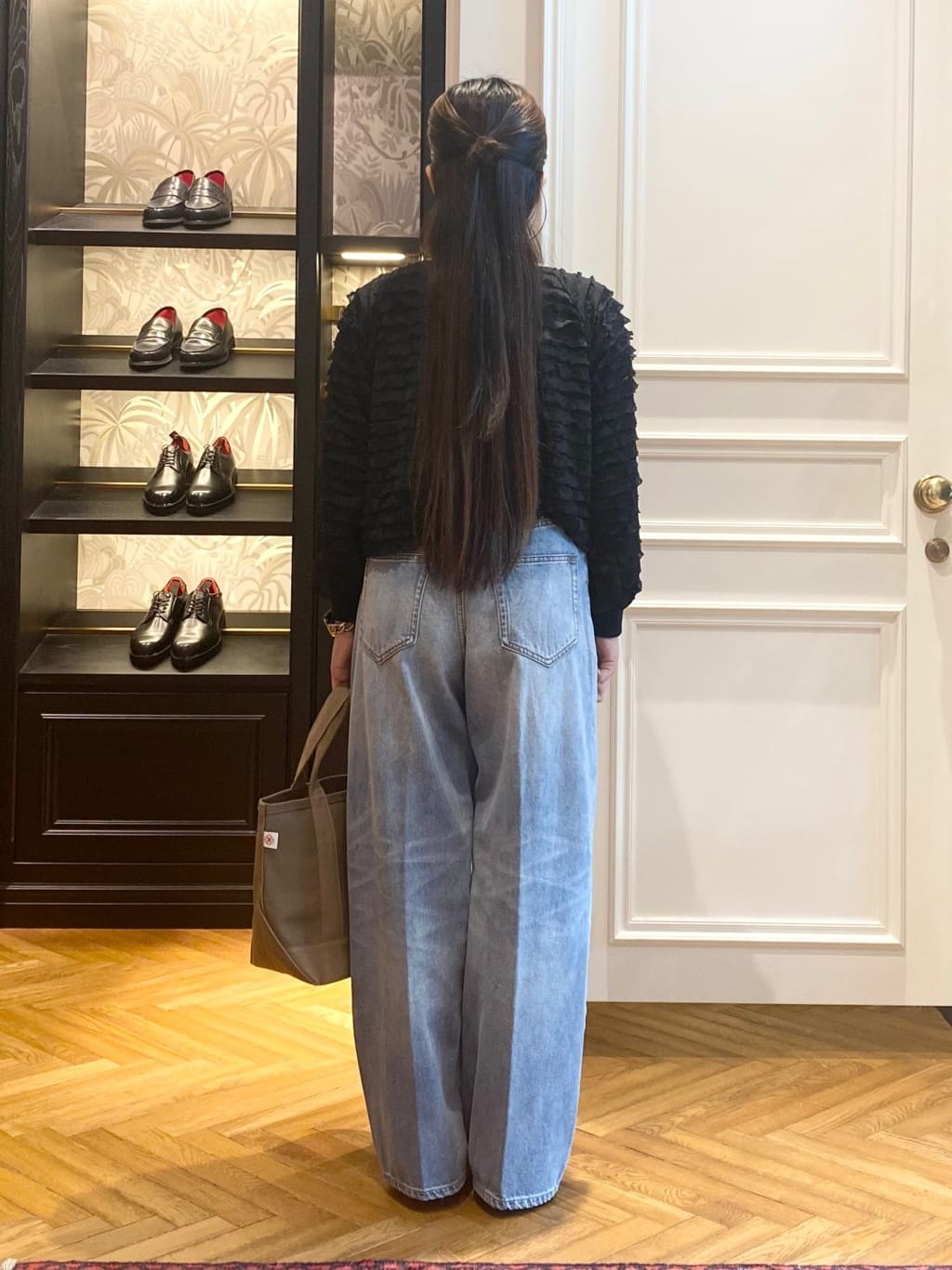 c.wさんの「DRESSTERIOR｜ヴィンテージ加工ワイドデニムパンツ」を使ったコーディネート