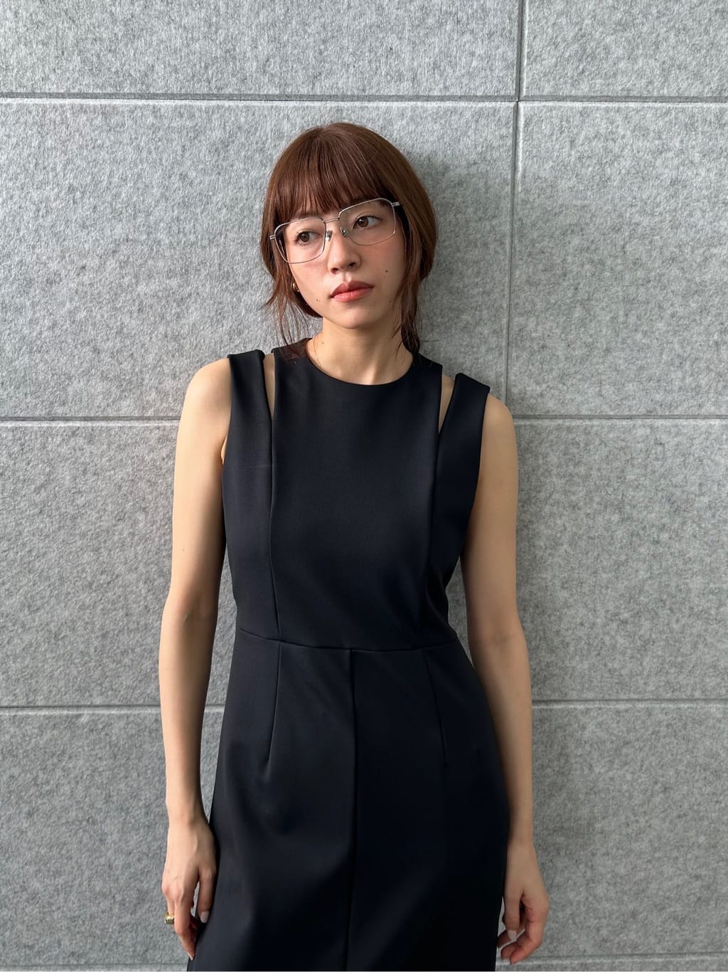 miyu maesakaさんの「CODE A｜slit jersey dress」を使ったコーディネート