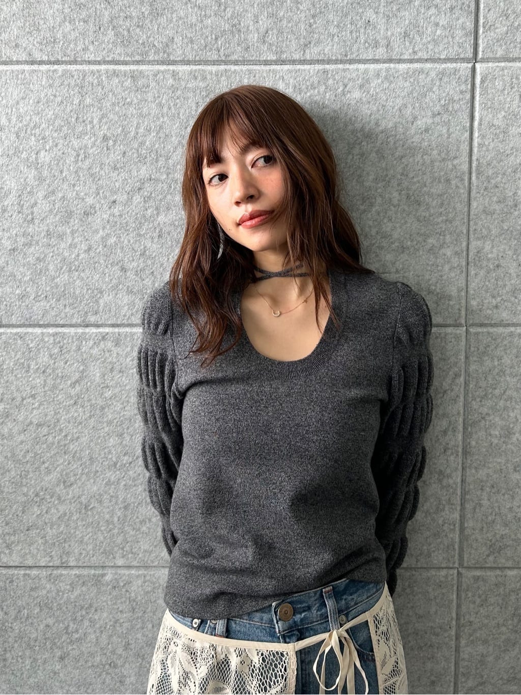 miyu maesakaさんの「CODE A｜gathered sleeves knit」を使ったコーディネート
