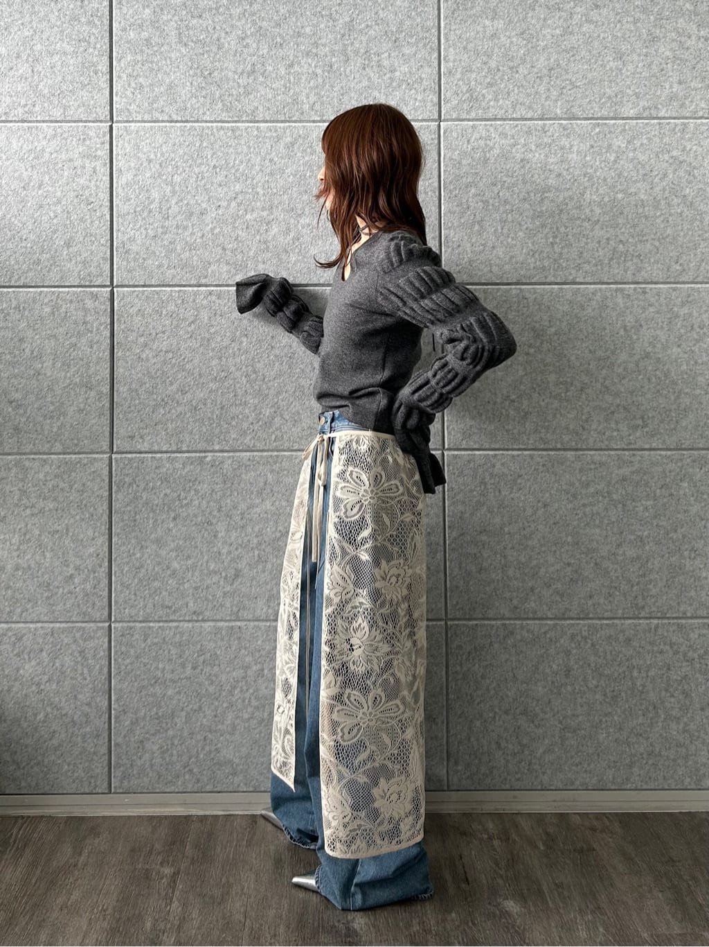 miyu maesakaさんの「CODE A｜gathered sleeves knit」を使ったコーディネート