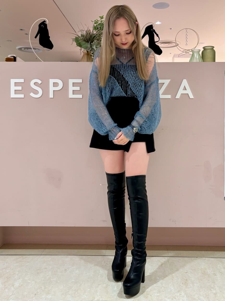 kaさんの「ESPERANZA｜厚底ラク盛りニーハイブーツ」を使ったコーディネート