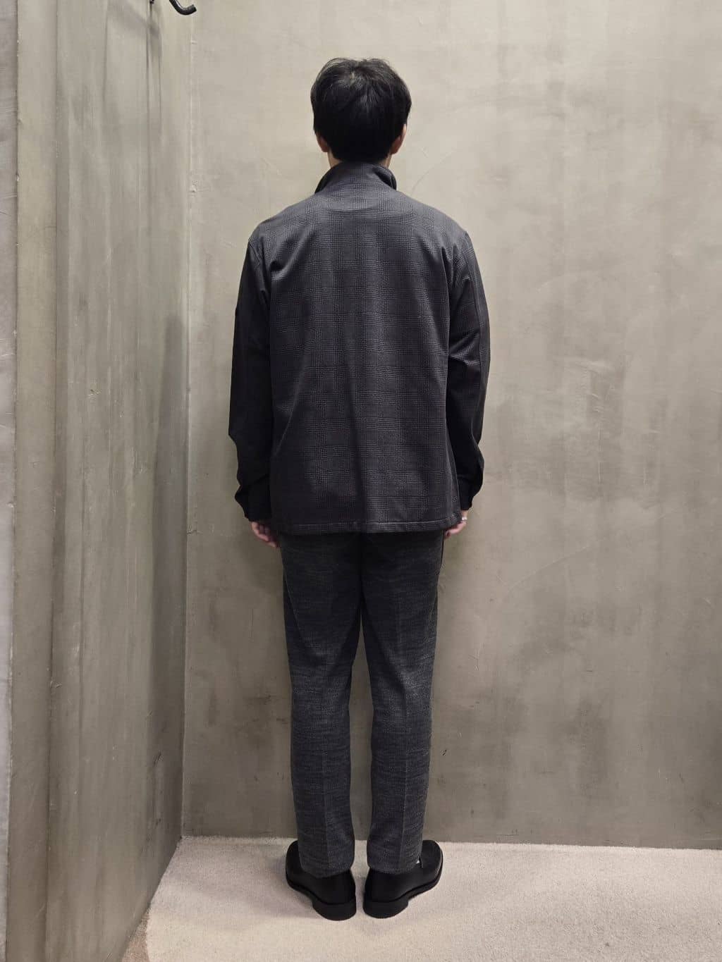 白木駆さんの「TAKEO KIKUCHI｜コインローファー」を使ったコーディネート