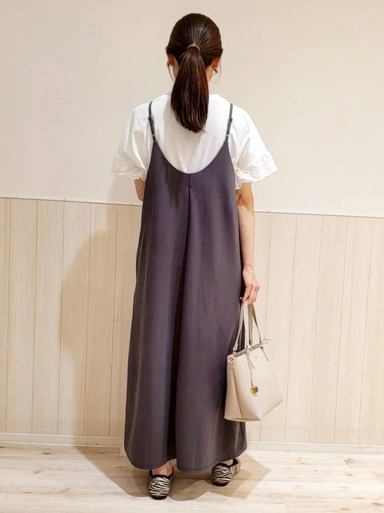 なっちゃんさんの「SHOO･LA･RUE｜」を使ったコーディネート