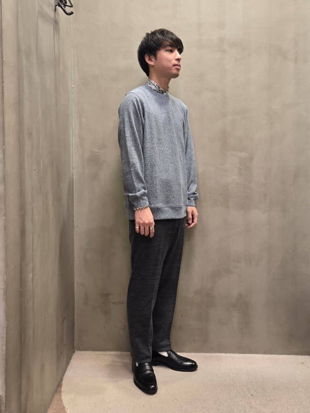白木駆さんの「TAKEO KIKUCHI｜コインローファー」を使ったコーディネート