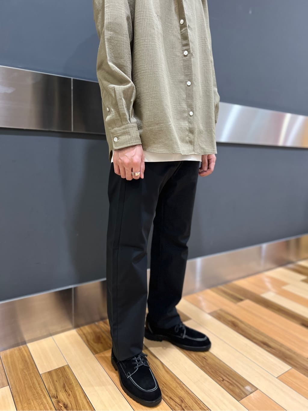 yutoさんの「TAKEO KIKUCHI｜【抗菌防臭／5サイズ展開】ハイゲージポンチ Tシャツ」を使ったコーディネート