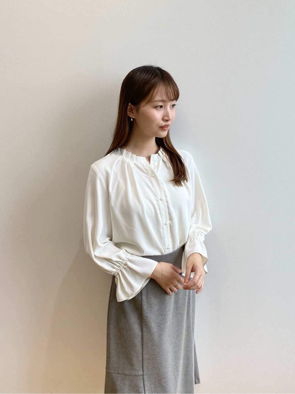みさかさんの「index｜《5色展開／S-LLサイズ》ストレッチマーメイドスカート／セットアップ対応【洗濯機洗い可／イージーケ」を使ったコーディネート