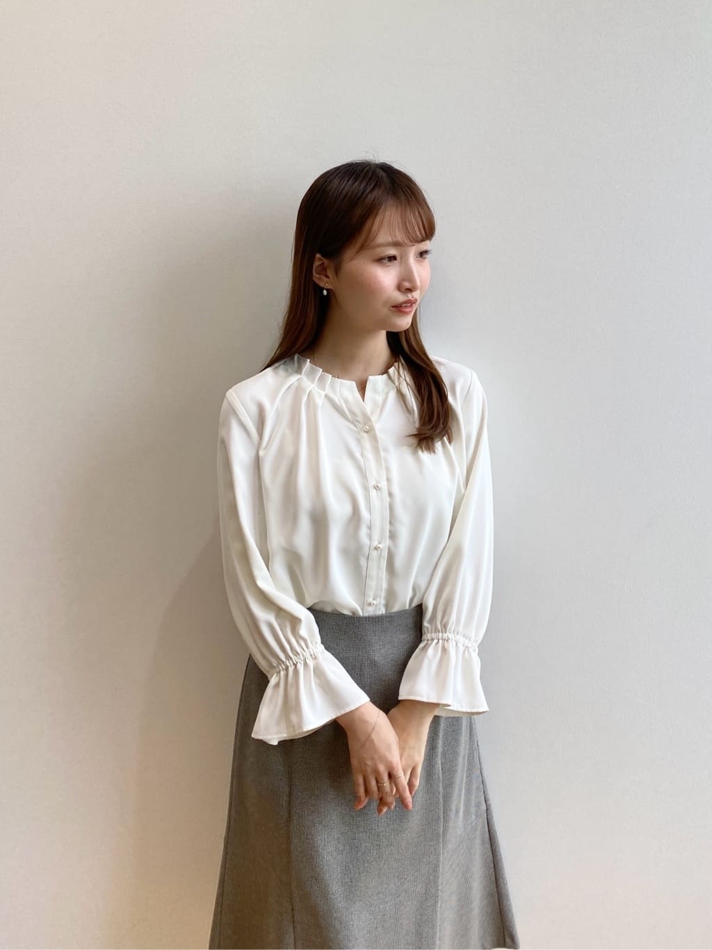 みさかさんの「index｜《5色展開／S-LLサイズ》ストレッチマーメイドスカート／セットアップ対応【洗濯機洗い可／イージーケ」を使ったコーディネート