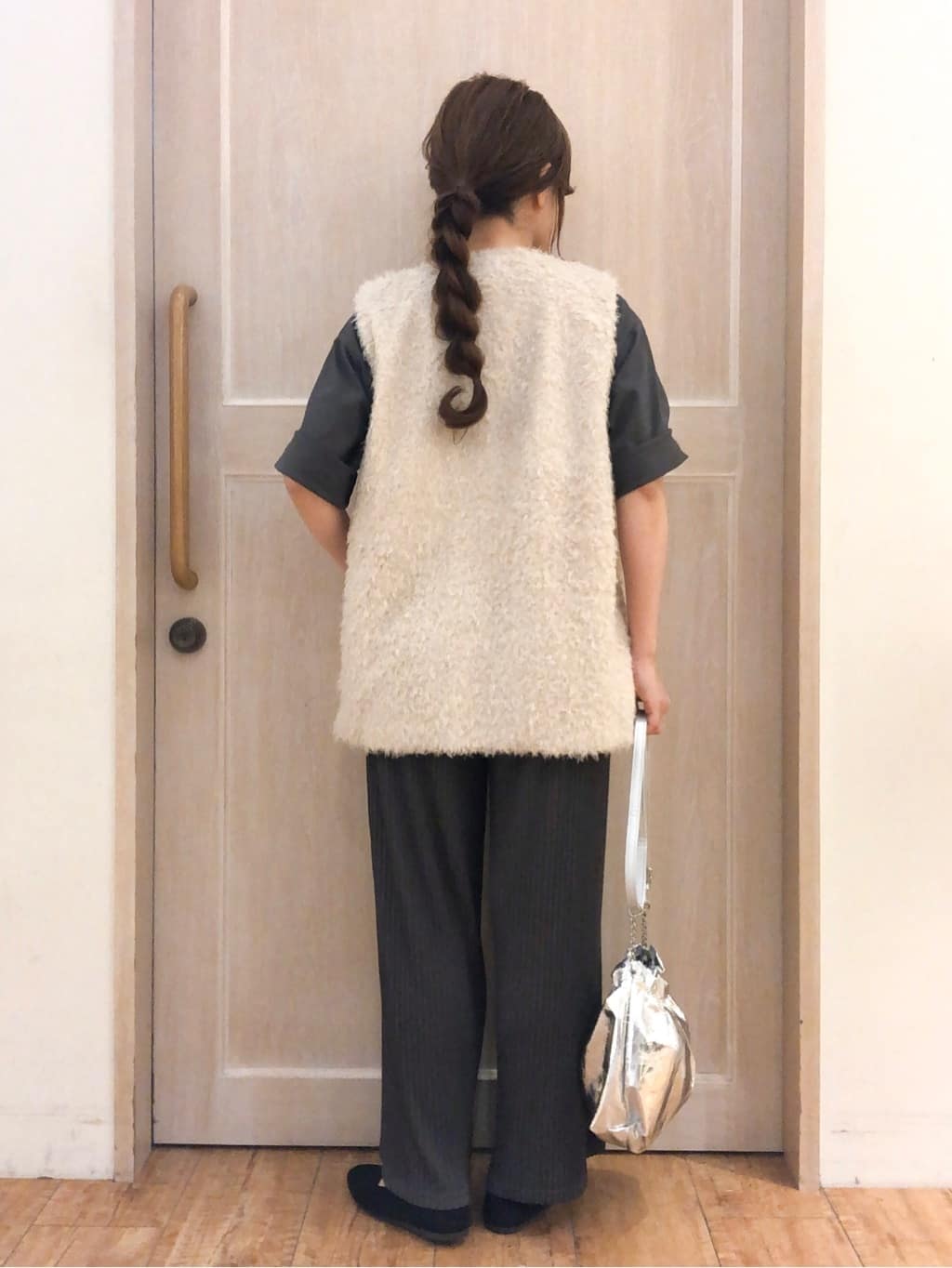 オリえもんさんの「SHOO･LA･RUE｜」を使ったコーディネート