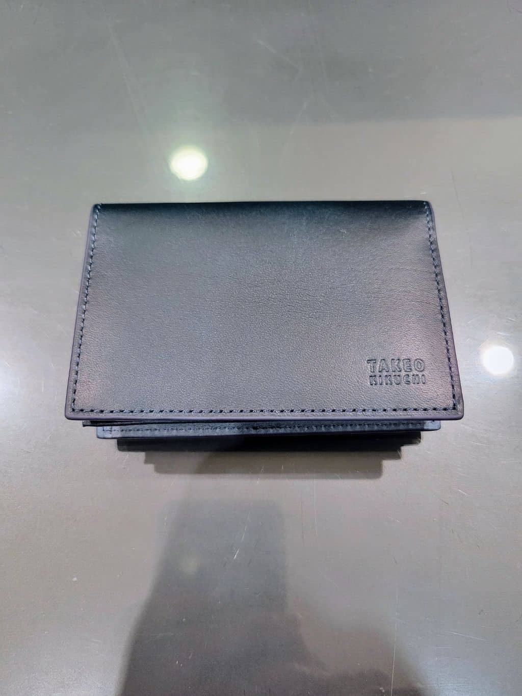 piroyaさんの「TAKEO KIKUCHI｜アンティーク調レザー 名刺入れ」を使ったコーディネート