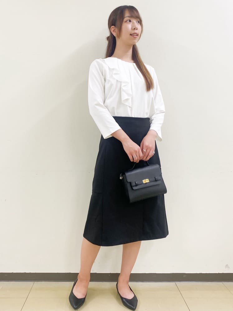 yurinaさんの「index｜《5色展開／S-LLサイズ》ストレッチマーメイドスカート／セットアップ対応【洗濯機洗い可／イージーケ」を使ったコーディネート