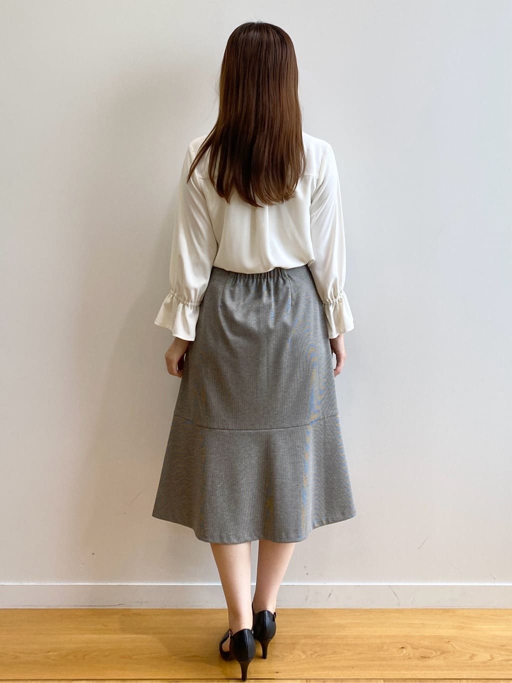 みさかさんの「index｜《5色展開／S-LLサイズ》ストレッチマーメイドスカート／セットアップ対応【洗濯機洗い可／イージーケ」を使ったコーディネート