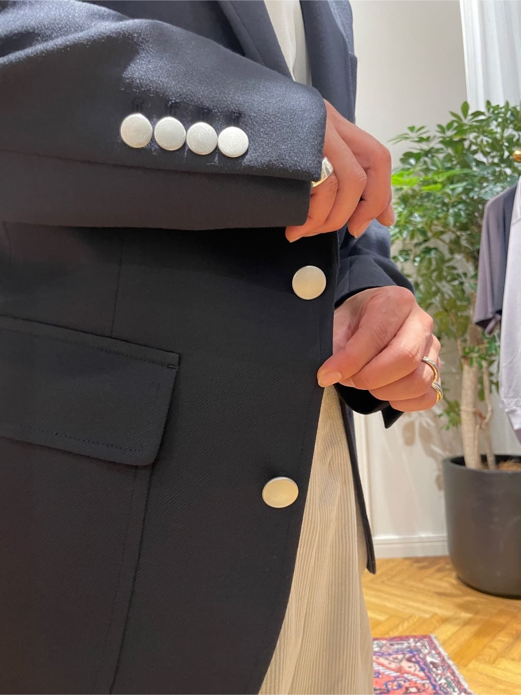 鶴田大士さんの「DRESSTERIOR｜【撥水加工/Safari5月号掲載】ローファー」を使ったコーディネート