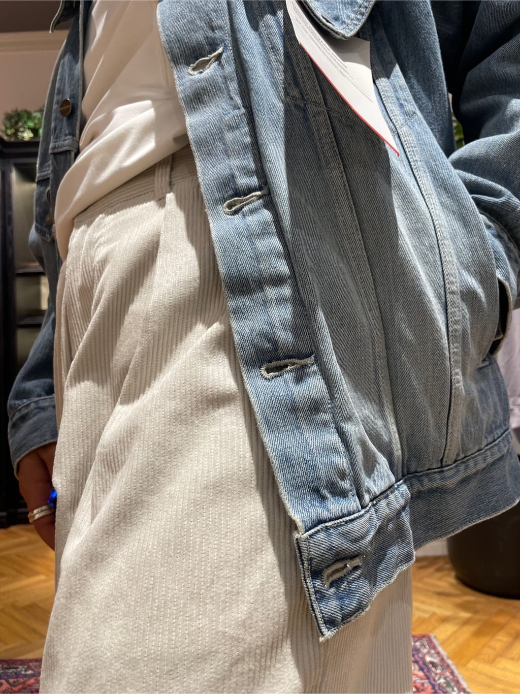 鶴田大士さんの「DRESSTERIOR｜【撥水加工/Safari5月号掲載】ローファー」を使ったコーディネート