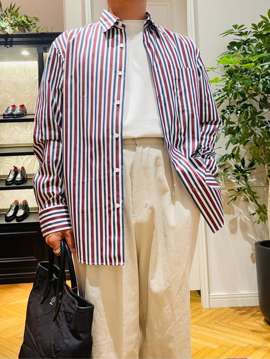 鶴田大士さんの「DRESSTERIOR｜【撥水加工/Safari5月号掲載】ローファー」を使ったコーディネート