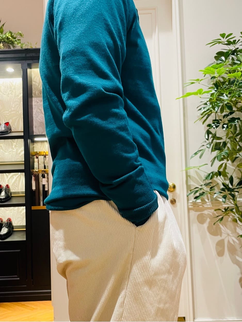 鶴田大士さんの「DRESSTERIOR｜【撥水加工/Safari5月号掲載】ローファー」を使ったコーディネート