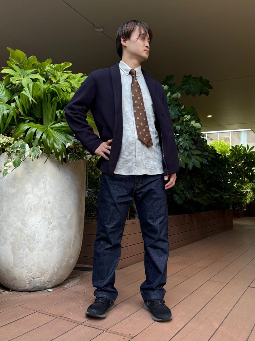 圭哉さんの「TAKEO KIKUCHI｜【抗菌防臭/シーズンレス】シアサッカー ジャージシャツ」を使ったコーディネート