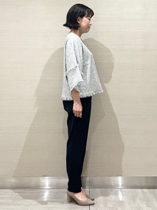 なつよさんの「UNTITLED｜【洗える通勤スーツ】レジェールギャバ ストレッチテーパードパンツ」を使ったコーディネート