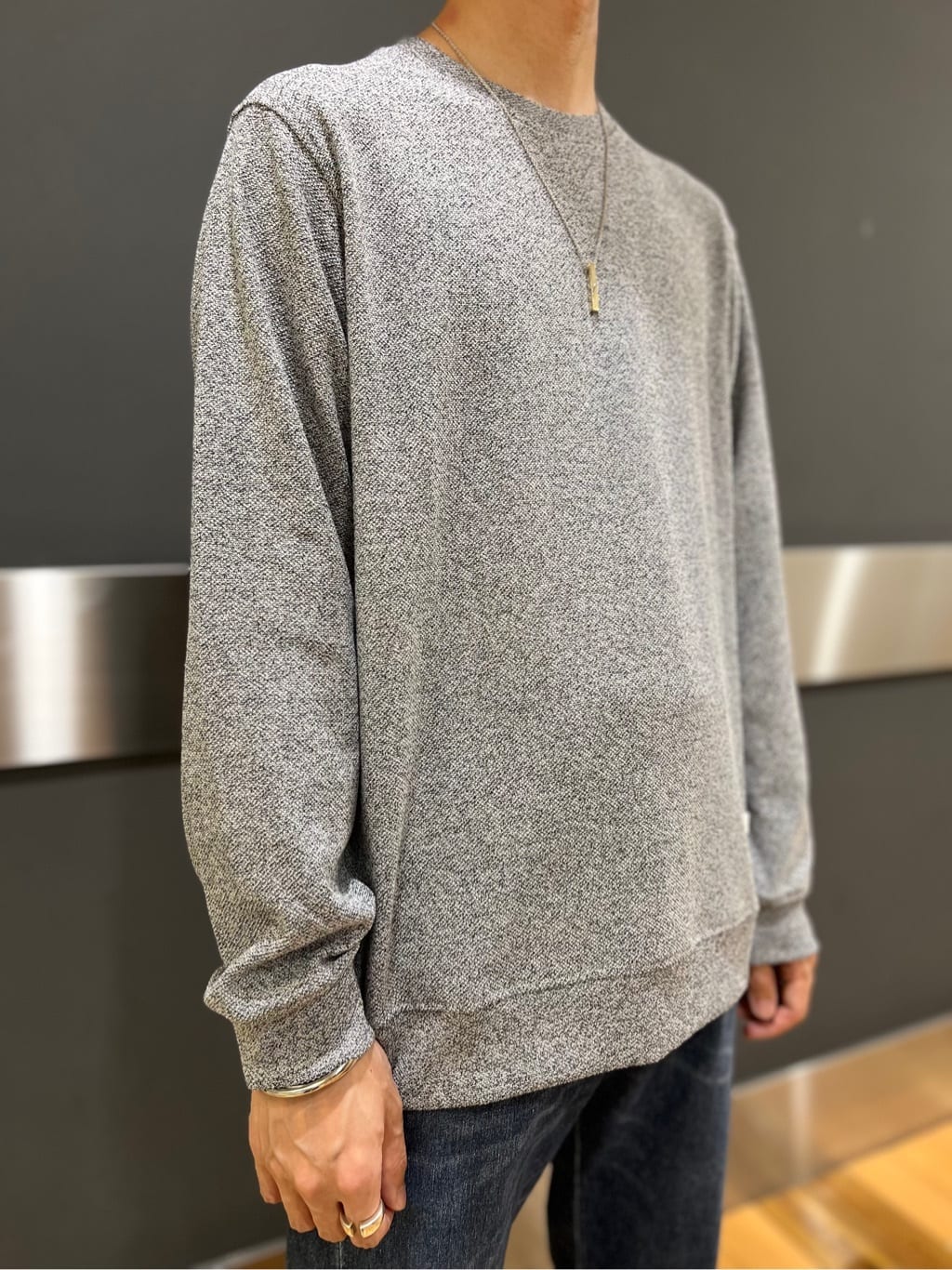 yutoさんの「TAKEO KIKUCHI｜【モンスターストレッチ】日本製 ウォッシュド デニムパンツ」を使ったコーディネート