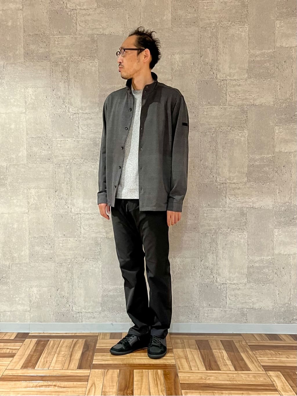 セッキーさんの「TAKEO KIKUCHI｜【Made in JAPAN】播州織 ストレッチ パンツ」を使ったコーディネート