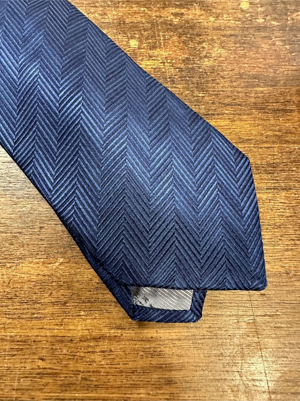 Uさんの「TAKEO KIKUCHI｜【Made in JAPAN】矢絣（やがすり）シルクネクタイ」を使ったコーディネート