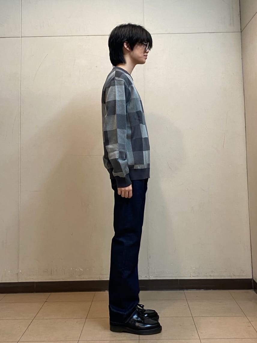 キムラさんの「TAKEO KIKUCHI｜【モンスターストレッチ】日本製 ワンウォッシュ デニムパンツ」を使ったコーディネート
