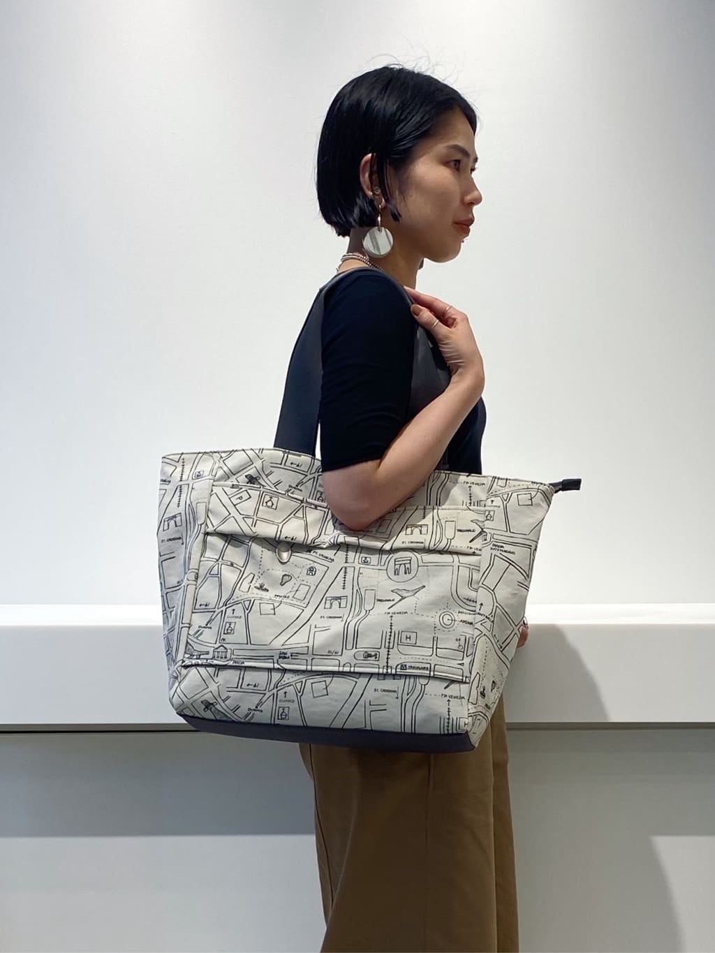 Uさんの「HIROKO HAYASHI｜COMODA（コモダ） ボストンバッグ」を使ったコーディネート