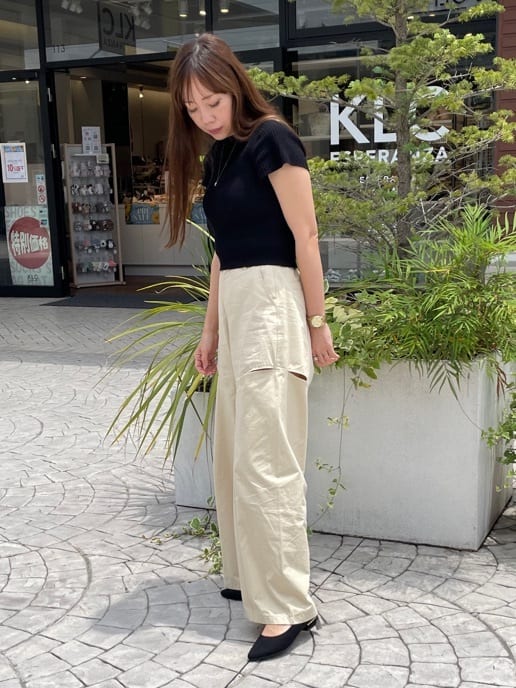 maiさんの「ESPERANZA｜《定番》晴雨兼用クッションフラットパンプス」を使ったコーディネート