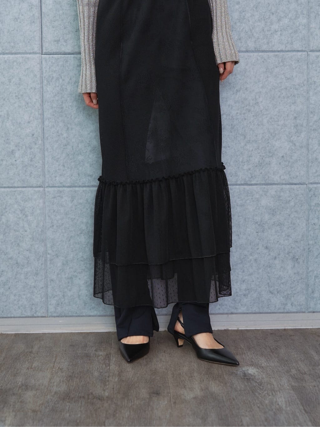 harekoさんの「CODE A｜◆lame knit cardigan」を使ったコーディネート