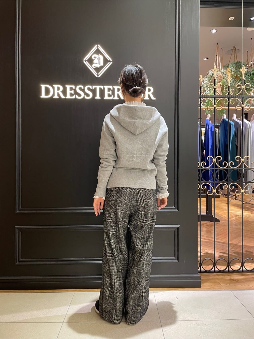 Karinさんの「DRESSTERIOR｜デキシー吊裏毛ジップアップパーカ」を使ったコーディネート