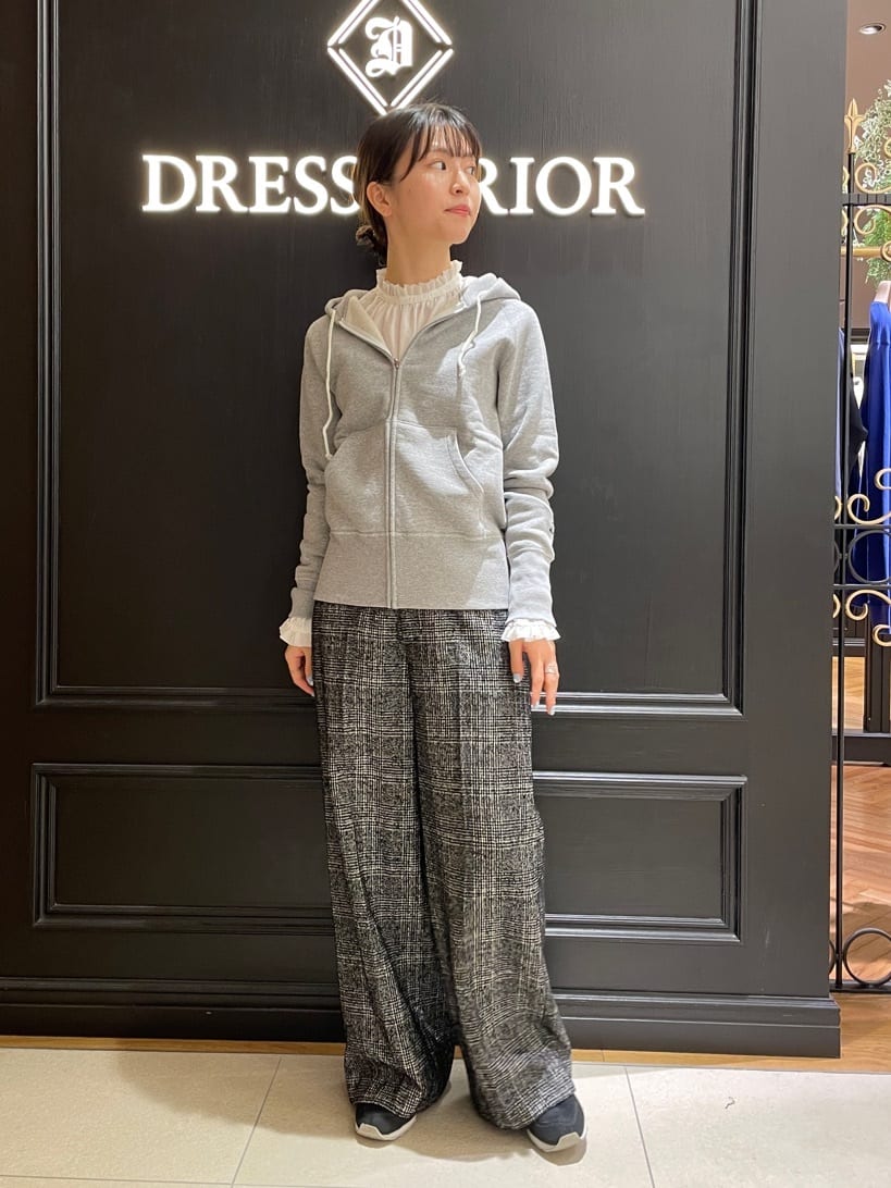 Karinさんの「DRESSTERIOR｜デキシー吊裏毛ジップアップパーカ」を使ったコーディネート
