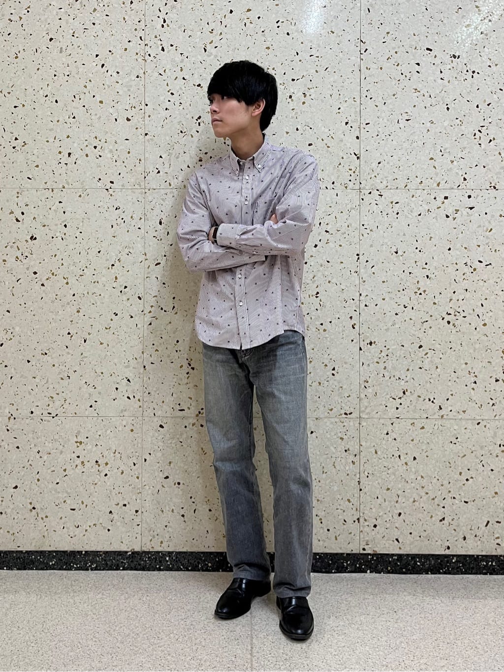 うっちーさんの「TAKEO KIKUCHI｜ハットモチーフ ジャカード ストライプ シャツ」を使ったコーディネート