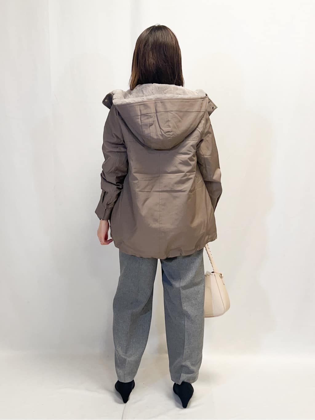 なーさんさんの「grove｜【人間工学】つつまれフィットパンプス【入卒対応可】」を使ったコーディネート