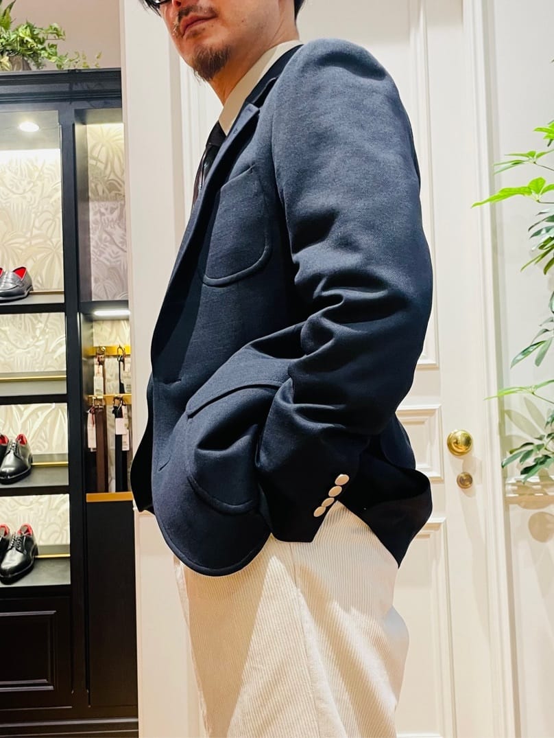 鶴田大士さんの「DRESSTERIOR｜【撥水加工/Safari5月号掲載】ローファー」を使ったコーディネート