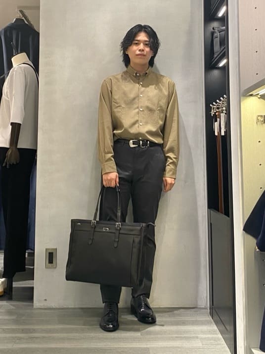 nishiさんの「TAKEO KIKUCHI｜【Made in JAPAN】播州織 ヘリンボン ストレート パンツ」を使ったコーディネート
